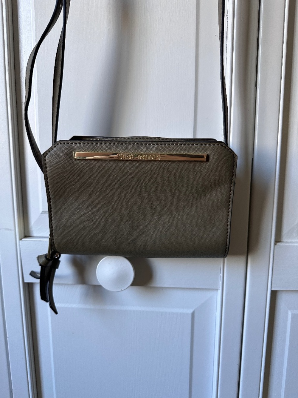 Steve Madden Olive Saffiano Double Zip Crossbody Wallet Bag Gold Hardware